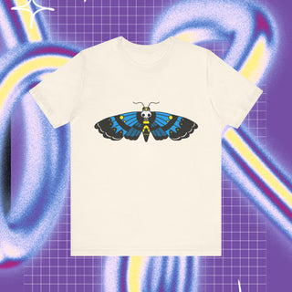 Moth unisex stuttermabolur-🦋prent að framan